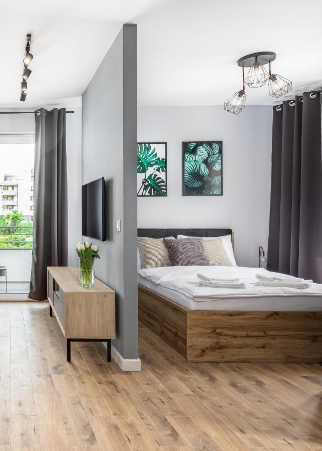 Premium Apartments New Town Private Parking Included 什切青 外观 照片